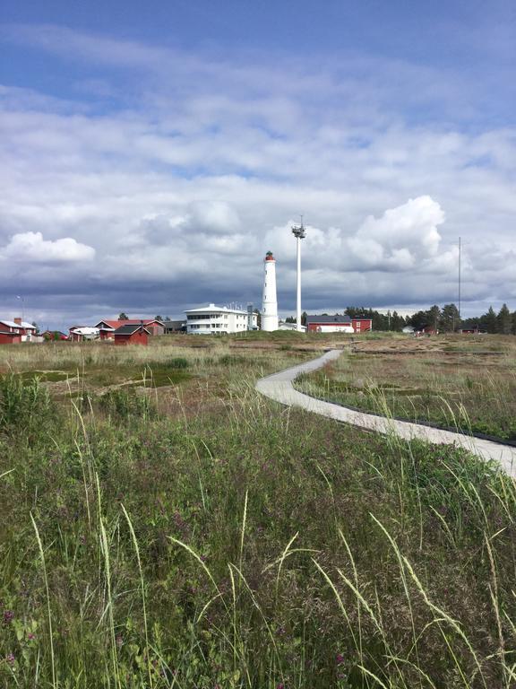 Luotsihotelli - Arctic Lighthouse Hotel Karlö Eksteriør bilde